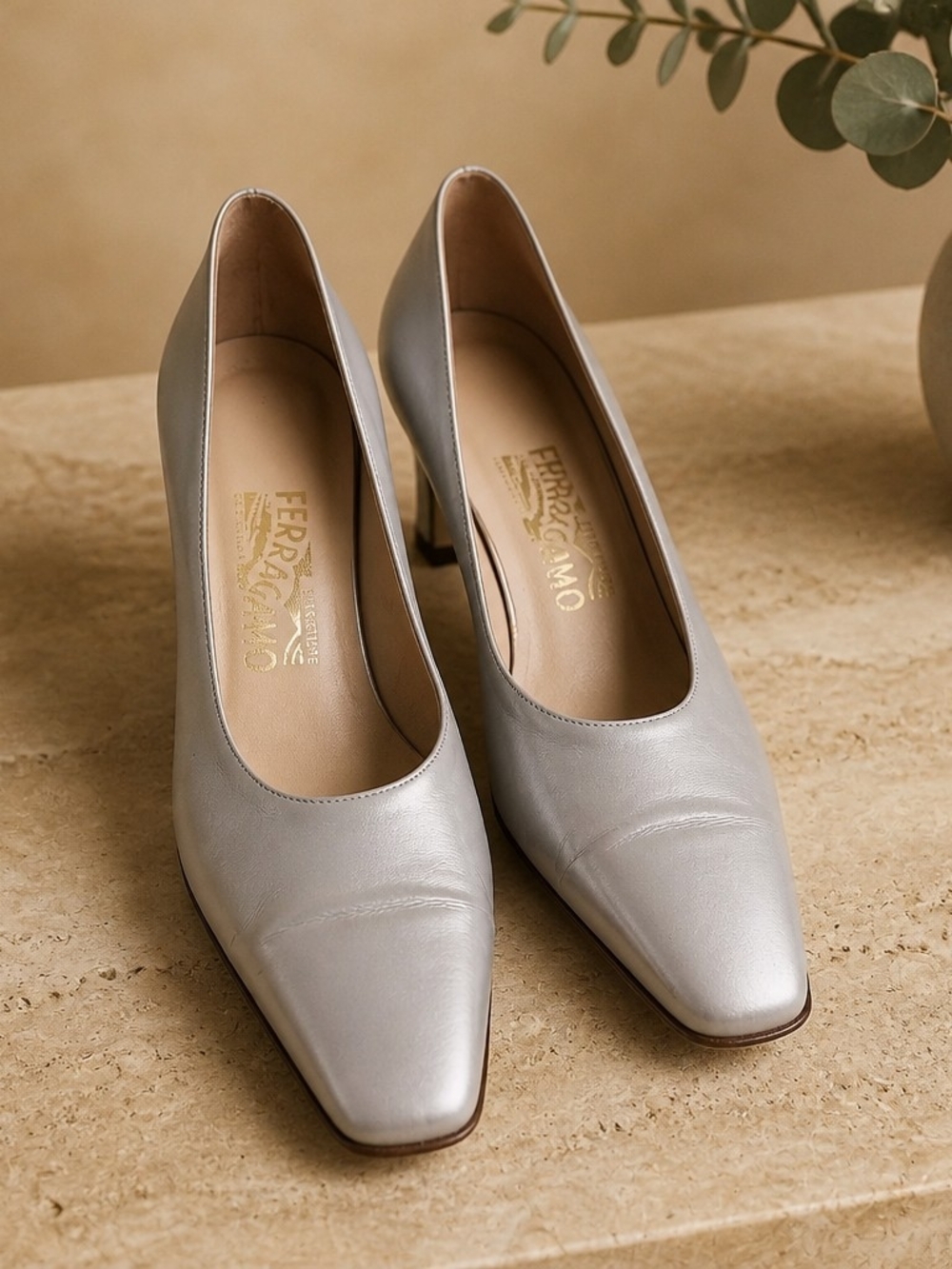 Salvatore Ferragamo Women's Silver Leather Classic Pump